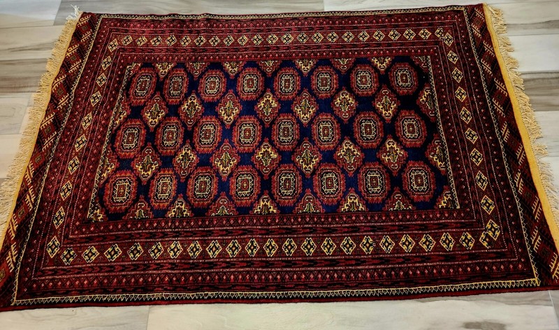 Zahir Shahi design, (King Diamond) Made of Pure Sheeps wool, Hand Knotted. gallery