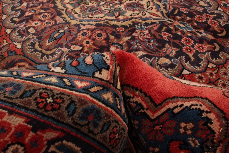 Vintage 6'9" x 10'4" Traditional Hand Knotted Vegetable Dye Wool Area Rug gallery