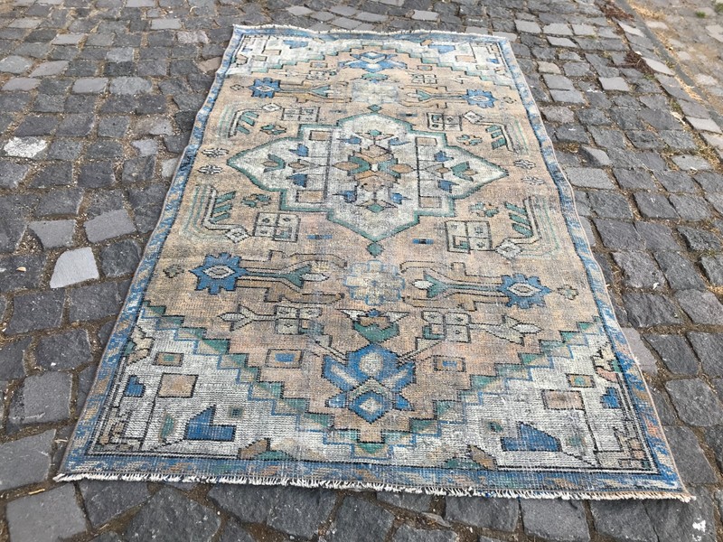 Home Decor Rug, Turkish Vintage Rug, Boho Decor Rug, Oushak Rug, 3,4 x 5,9 ft gallery