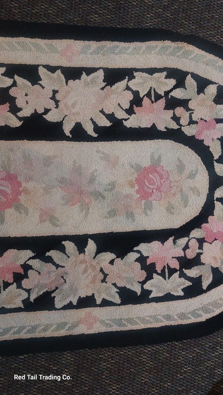 1930s American Folk Art Hooked Rug Florals 5' x 3' Good Condition gallery