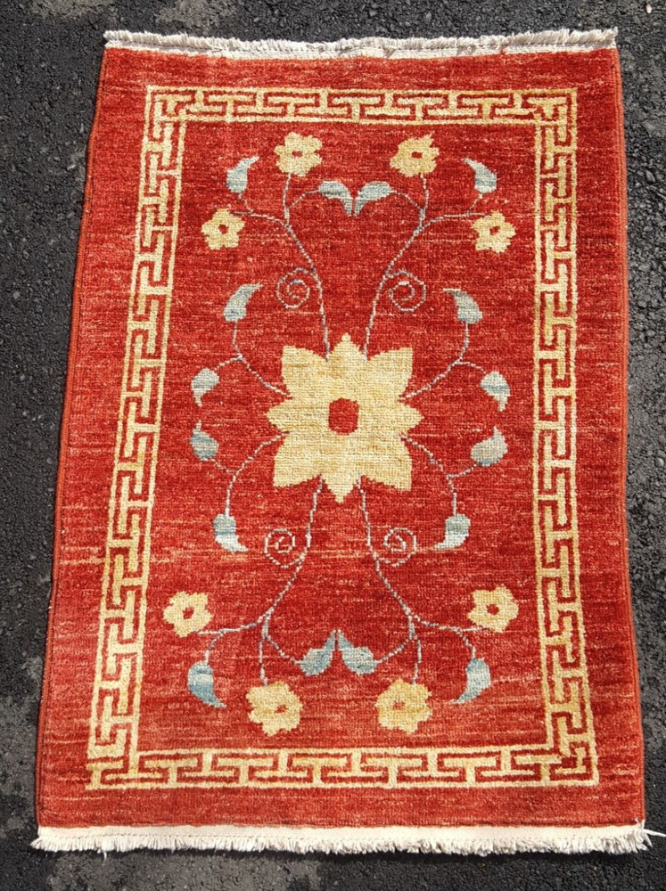 Vintage 40s 50s wool hand tied rug red floral Greek key edge 38x26" beautiful