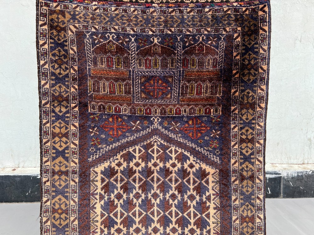 Vintage Nomad Maldari Tribal Belouch Natural Vegetable Dye Kowdani Prayer Carpet