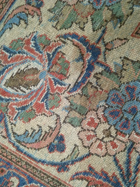 ANTIQUE KESHAN CARPET, 9'10" x 13'1" gallery