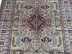 COLLECTORS’ ITEM Stunning Super Fine Quality Vintage Haraz Oriental Floral Carpe
