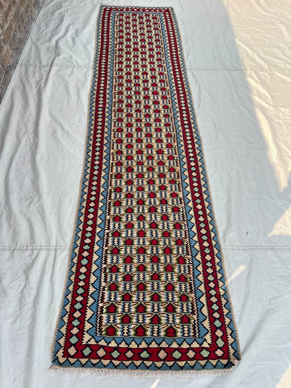 76 x 295 cm Stunning Vintage Super Fine Quality Senneh Knots Contemporary Runner gallery