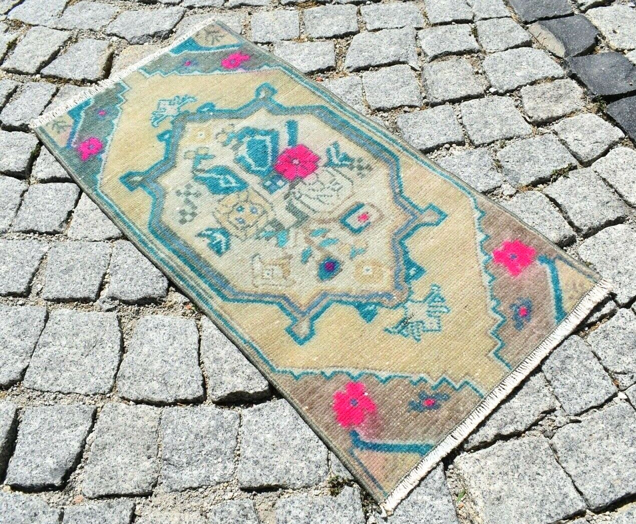 Vintage Rug 1'3'' x 2'6'' ft Anatolian Muted Dye Oushak Small Area Wool Rug gallery
