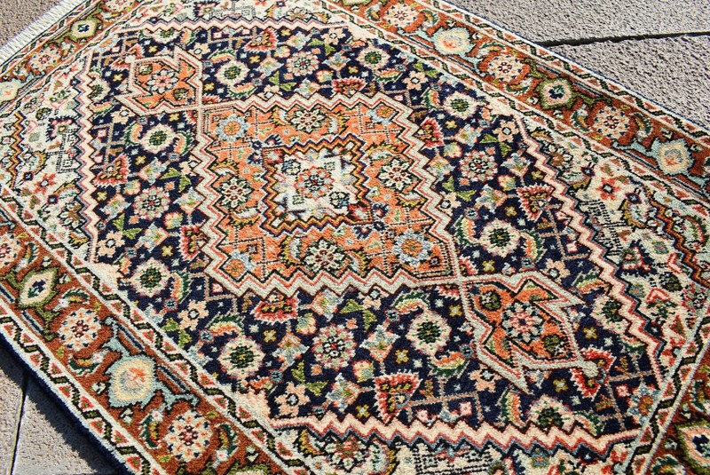Caucasian Rug 22'' x 33'' Soft Color Rug Hand-knotted Fine Quality Wool Pile Rug gallery
