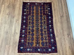 ‘Persian’ rug hand knotted wool