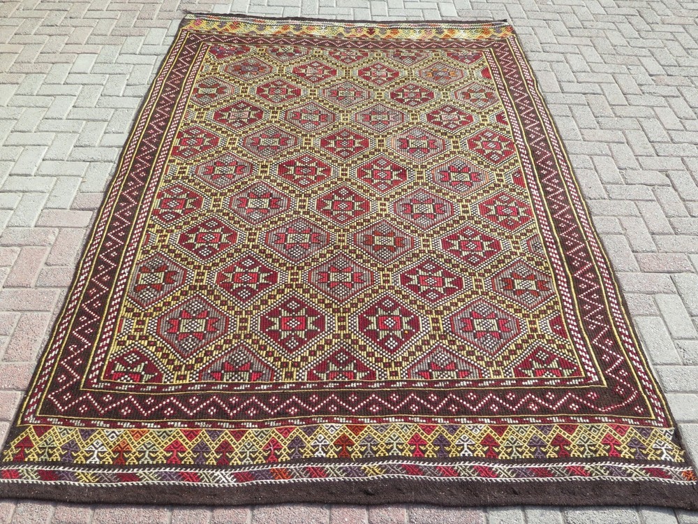 Area Rugs, Wool Rug, Boho Rug, Embroidery Rug, Vintage Turkish Kilim 74"x112"