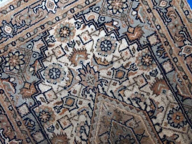 Handmade vintage Indo-Tabriz rug 1.9' x 2.9' (58cm x 89cm) 1970s - 1C768 gallery