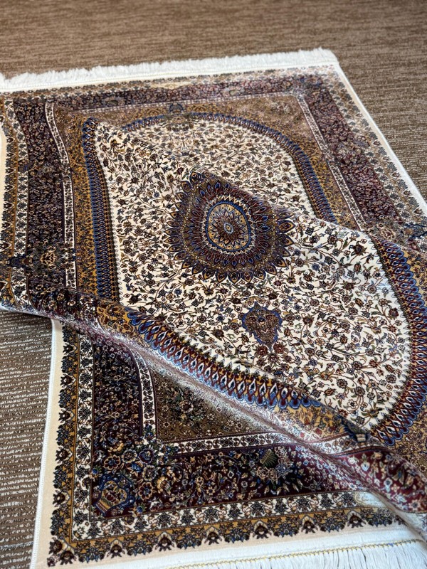 Silk 3 x 5 ft High Quality Medallion Design Mid Size Area Rug Carpet gallery
