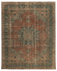 Vintage 9’6″ x 12’2″ Traditional Hand Knotted Vegetable Dye Wool Area Rug