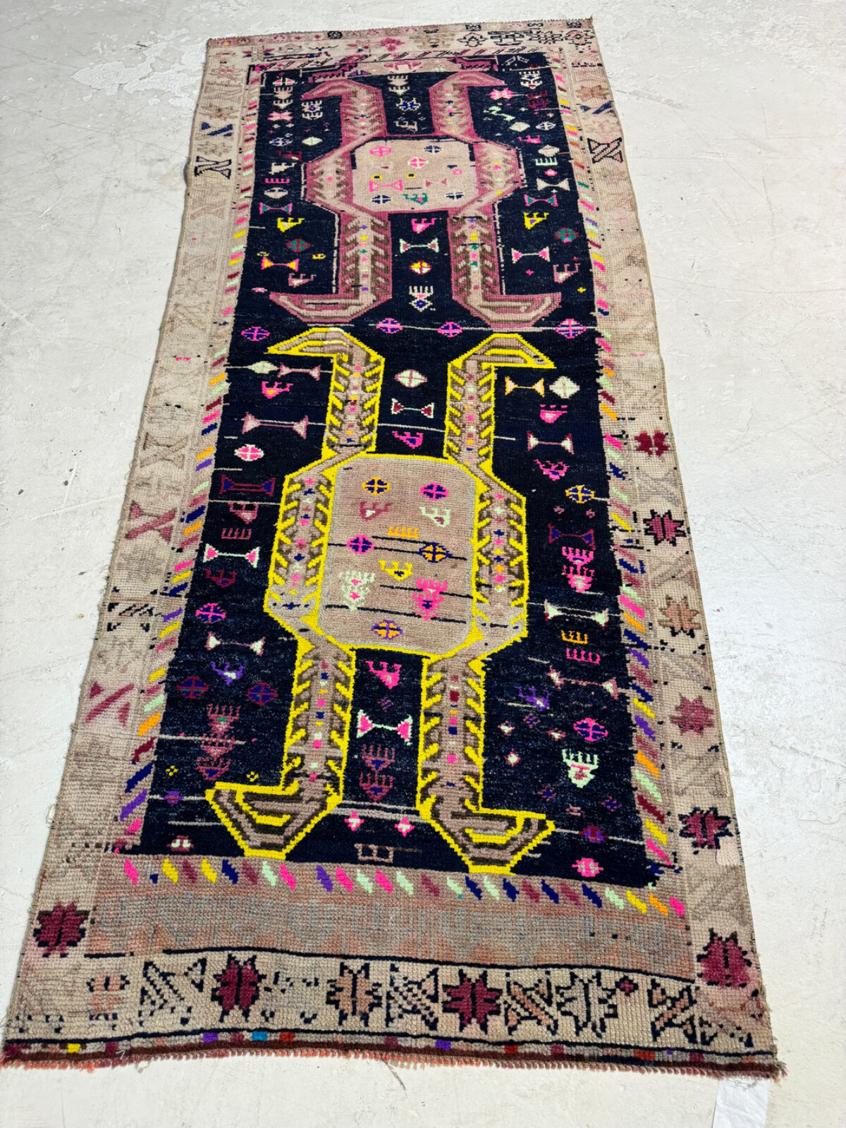 Oriental Hand-Knotted Wool Runner Turkish Oushak Navy Blue/Ivory/Pink 4' x 8'3" gallery