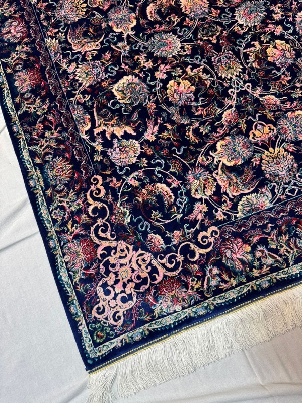 Silk Rug 3 x 5 Feet Soft Floral Pattern Antique Design Premium Quality 91 x 152 gallery