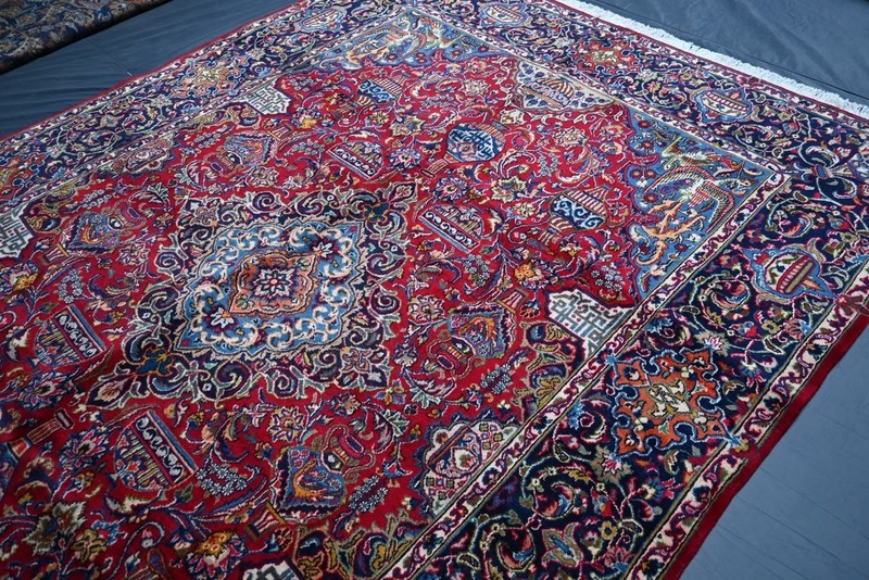 242 X 345 cm COLLECTORS' ITEM Vintage Stunning Oriental Floral Heraz Palace Rug gallery