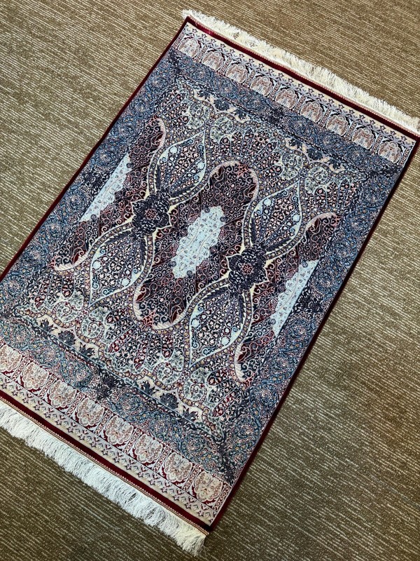 Silk Rug 3 x 5 Feet Vintage Floral Art Design Premium Quality 91 x 152 cm gallery