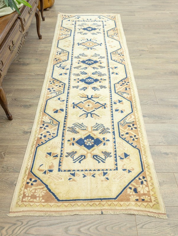Hand-Knotted Turkish Oushak Runner 2.9x8.5 ft – Ivory Blue – Quiet Luxury Rug gallery