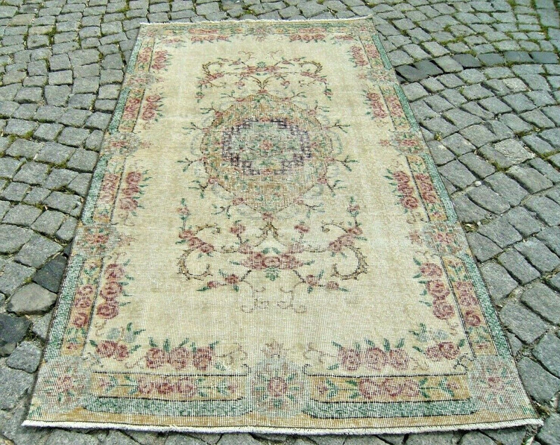 Turkish Rug 44'' x 74'' Vintage Muted Dye Oushak Rug Hand-knotted Wool Rug gallery