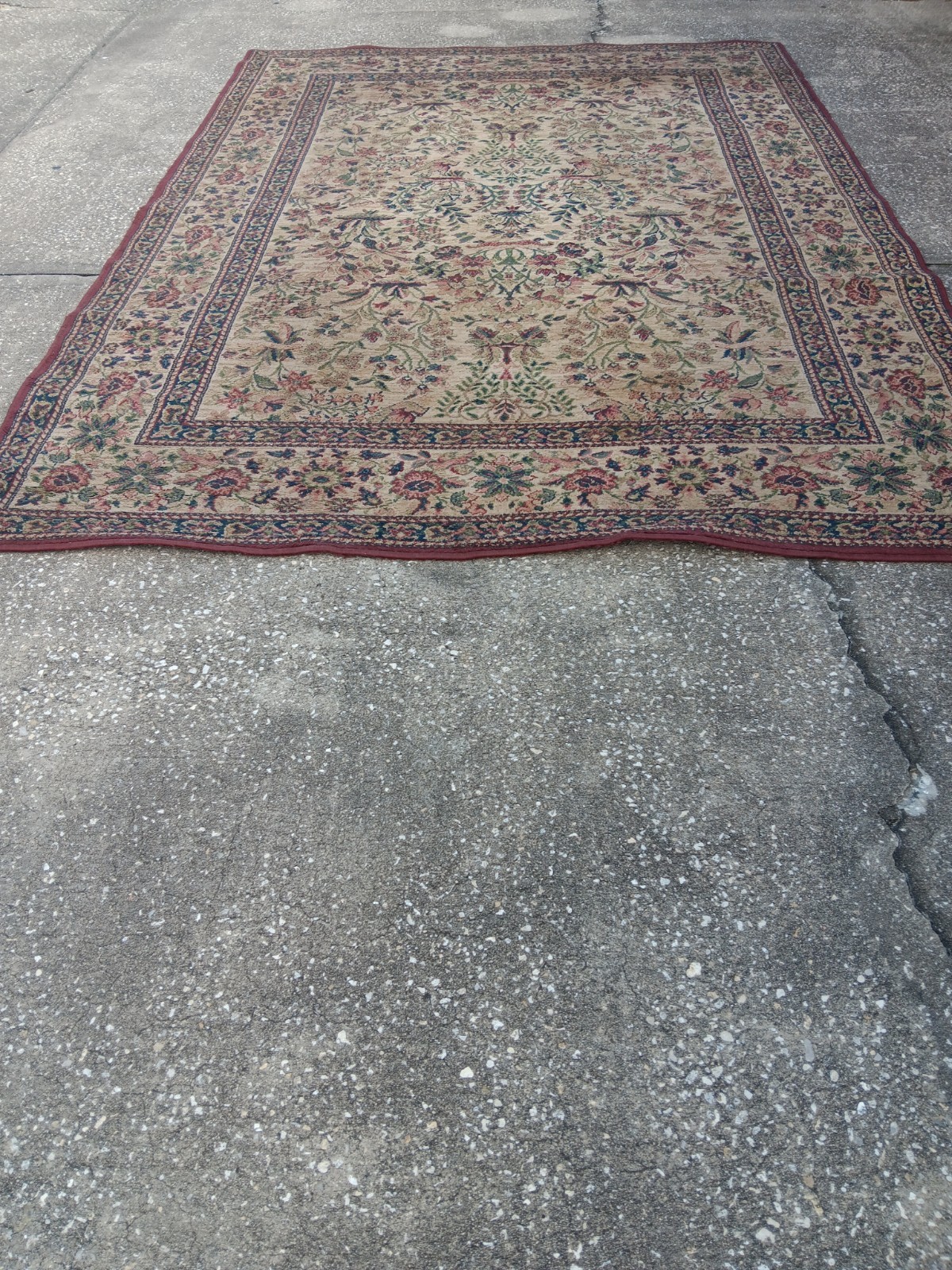 Antique & Traditional Pakistani's Floral Birds Rug/Hand - Knotted gallery