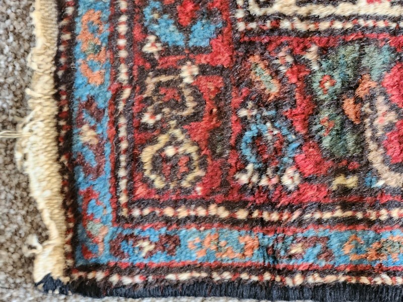 1930s Malayer Rug, 4' X 5'', Blue Field with White Medallion gallery