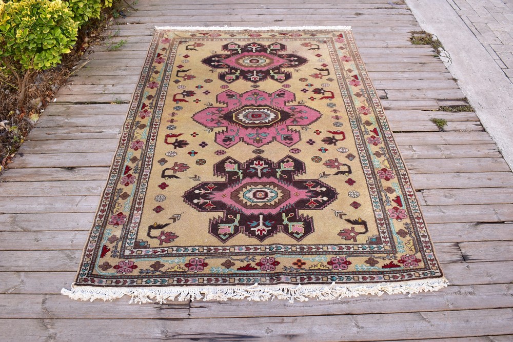 Caucasian Rug 4x6 Size Hand-knotted Vintage Primitive Yellow Carpet 126x188cm