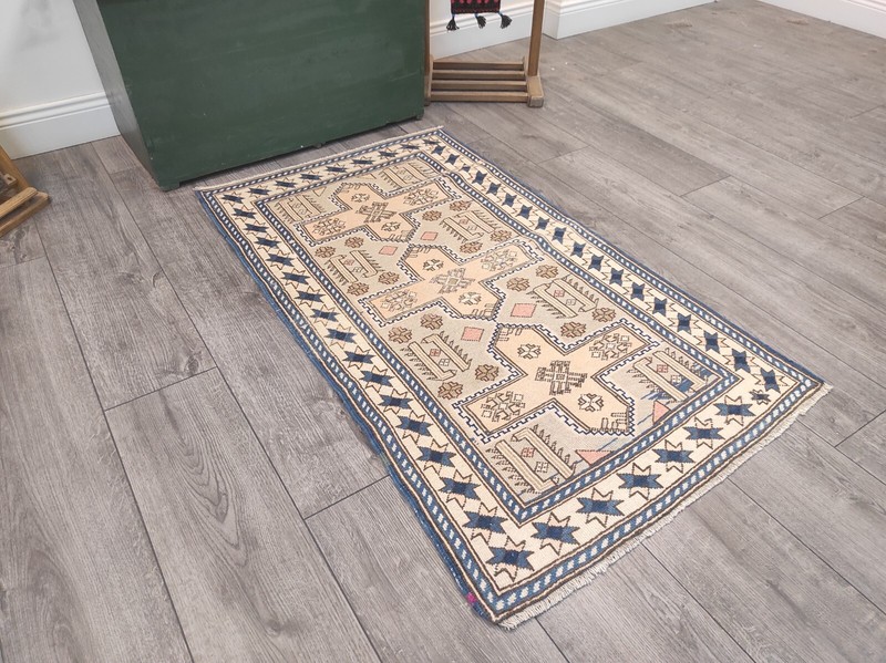 Persian Rug, Vintage Rug, Antique Rug, Handmade Wool Rug, Oriental 2.4 x 4.2 ft gallery