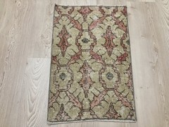 Brown rug, Wool rug, Turkish rug, Vintage rug, Small rug, Doormat, 1.5 x 2.2 ft