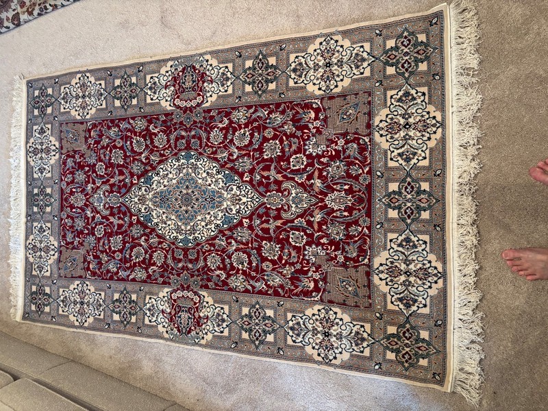 Nain Fine Wool and Silk 6' 11" 4' x 2". Excellent condition. gallery