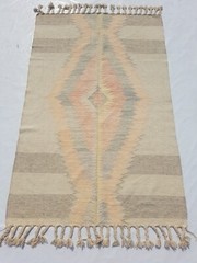Vintage Traditional Handcrafted Turkish Kilim Rug for Home Décor 240×156 cm