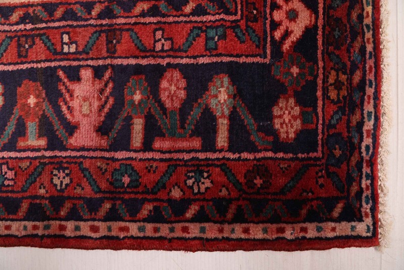 Vintage 4'9" x 8'10" Traditional Hand Knotted Vegetable Dye Wool Area Rug gallery