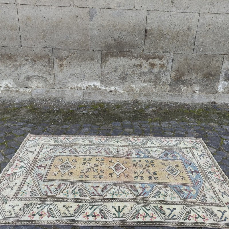 Old Milas Area Rug 3.97 x 6.36 ft , 4x6 Handmade Wool Rug 121 x 194 cm gallery