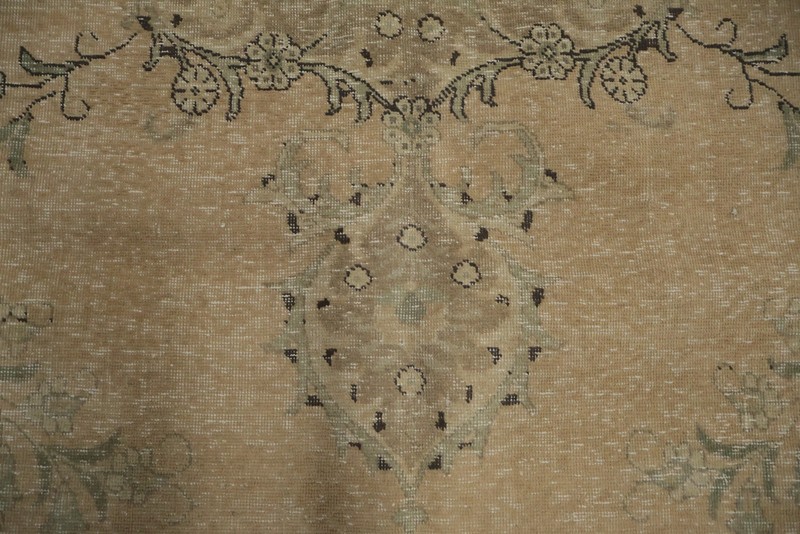 Distressed Living Room Area Rug 10x13 with Intricate Traditional Motifs Carpet gallery