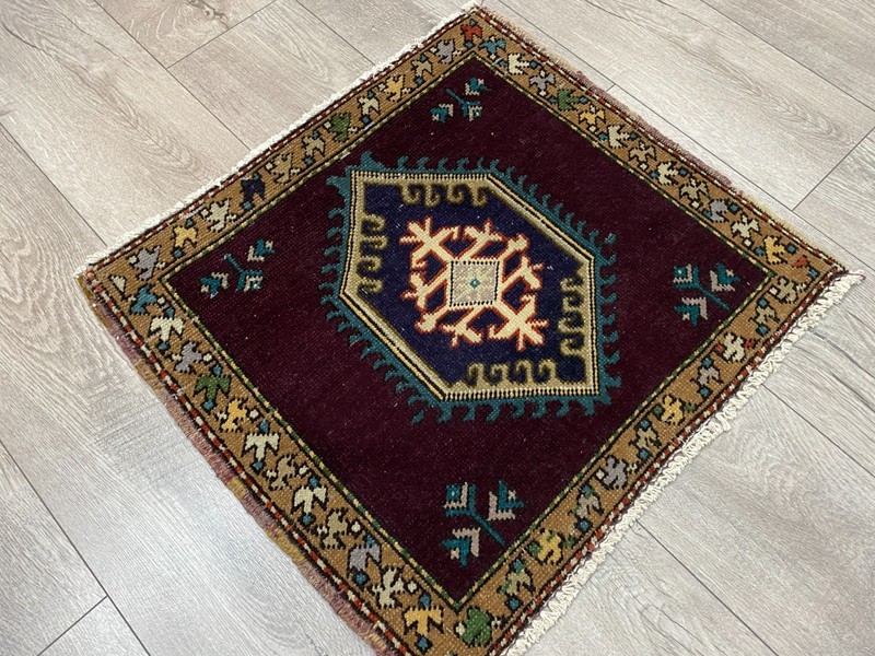 Purple square rug, Vintage rug, Turkish rug, Small rug, Wool rug, 1.8x2.0 ft gallery