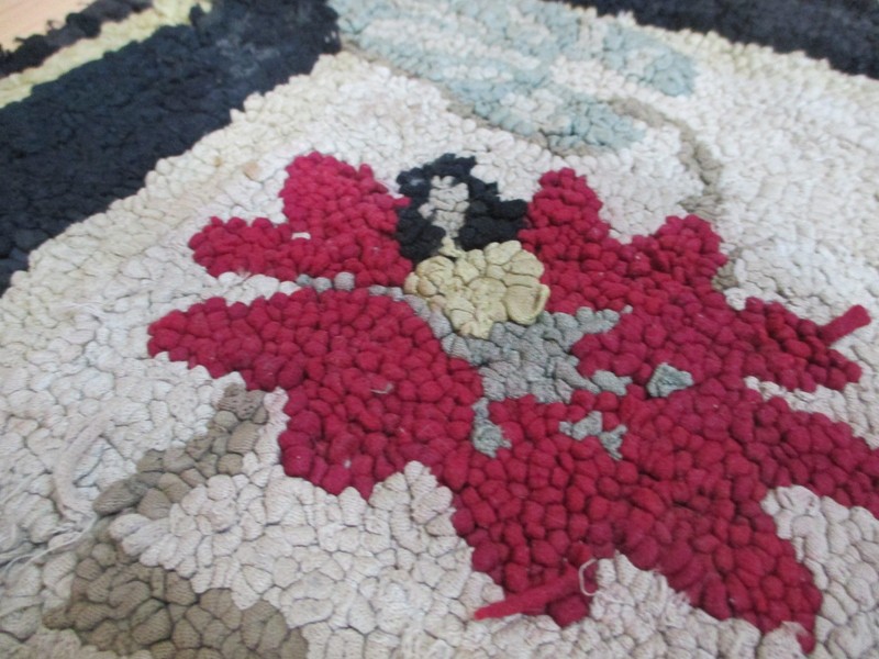 Frog Folk Art Hooked Primitive Rug 19 x 31 Lily Pad gallery