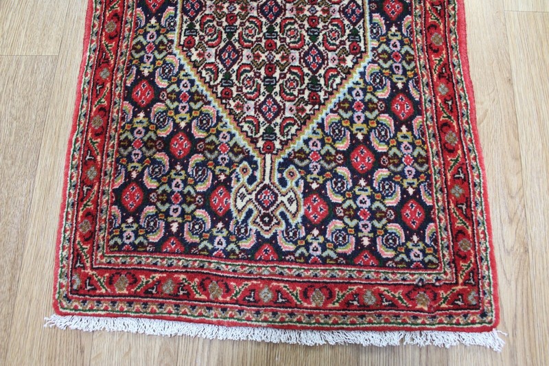 FINE HANDMADE ORIENTAL WOOL RUNNER WITN FINE WEAVE AND SUPERB COLOURS 245X50CM gallery