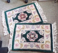 Set of 2 Vintage 1970s Floral Chenille Throw Rugs 27.5×18.5″ Plus Fringe Mats