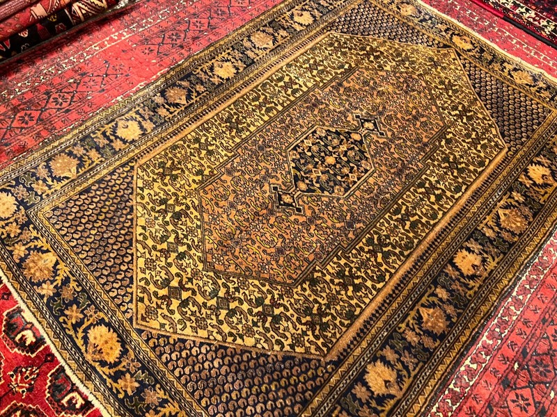 COLLECTORS’ ITEM Stunning Natural Vegetable Dye Floral Pattern Malayer Carpet gallery