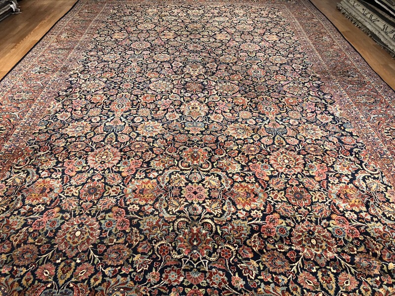Dashing Dabir - 1920s Antique Oriental Rug - Floral Carpet - 10.5 x 17.1 ft gallery