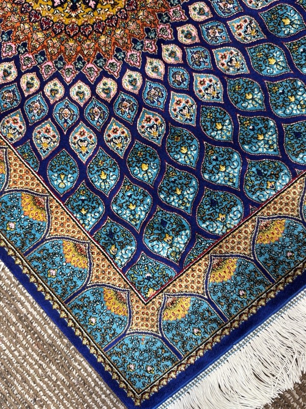 Silk Rug 2x3 Feet Floral Dome Design High Quality Soft Luxurious Carpet gallery