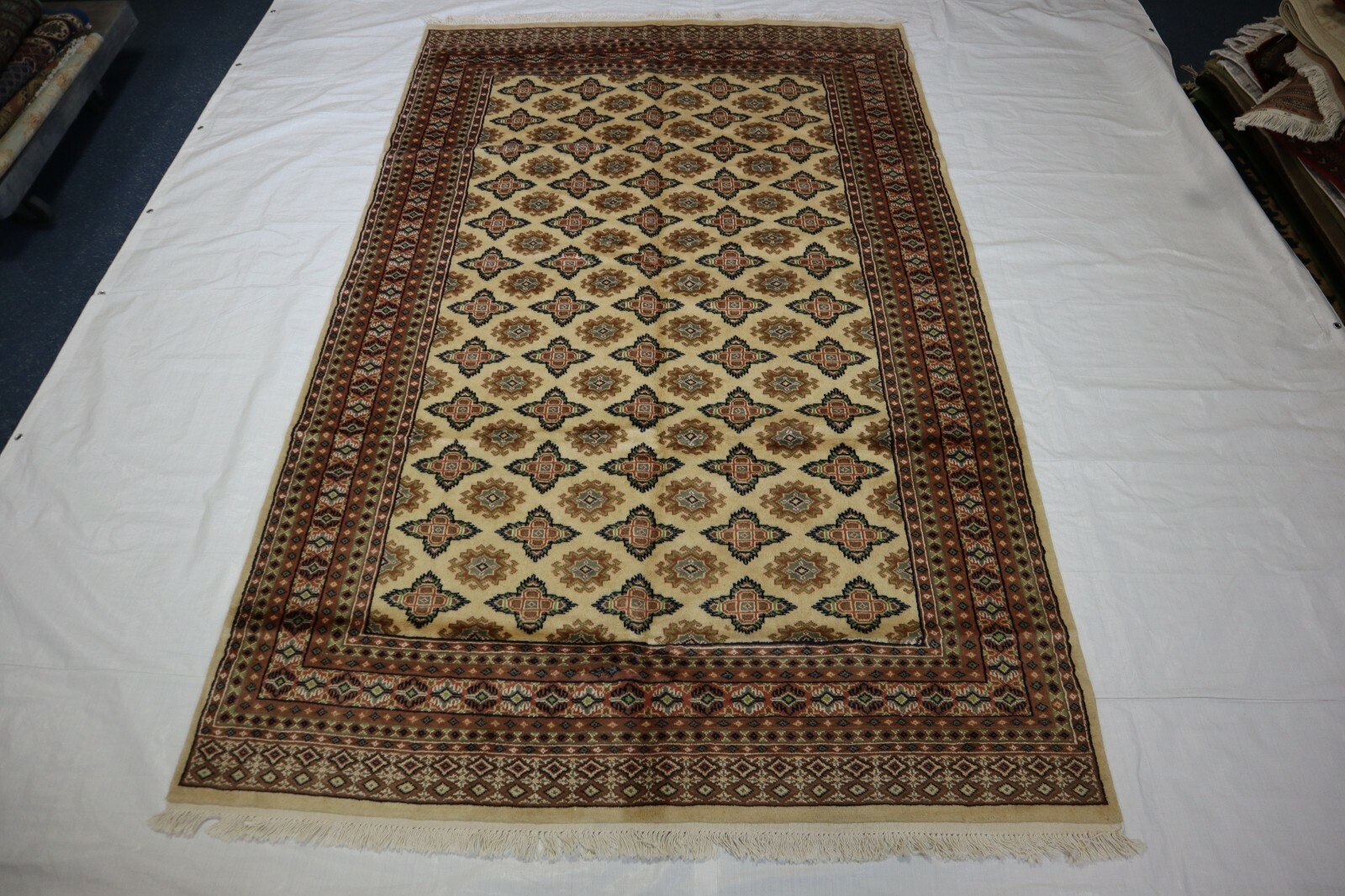 6'4 x 10'0 ft Pak Persian hand knotted vegetable dye oriental rug gallery