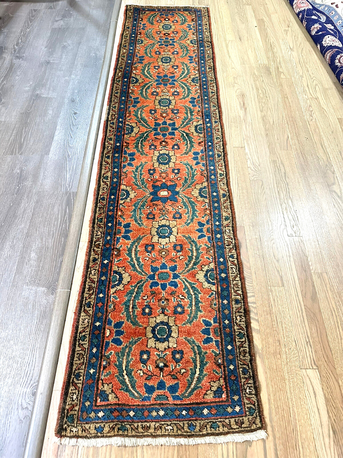 ANTIQUE ORIENTAL HERIZ SERAPI HAND WOVEN RUG 2X9FT gallery