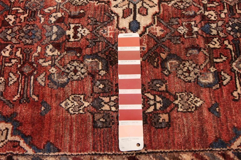 Vintage 3'2" x 4'6" Traditional Hand Knotted Vegetable Dye Wool Area Rug gallery