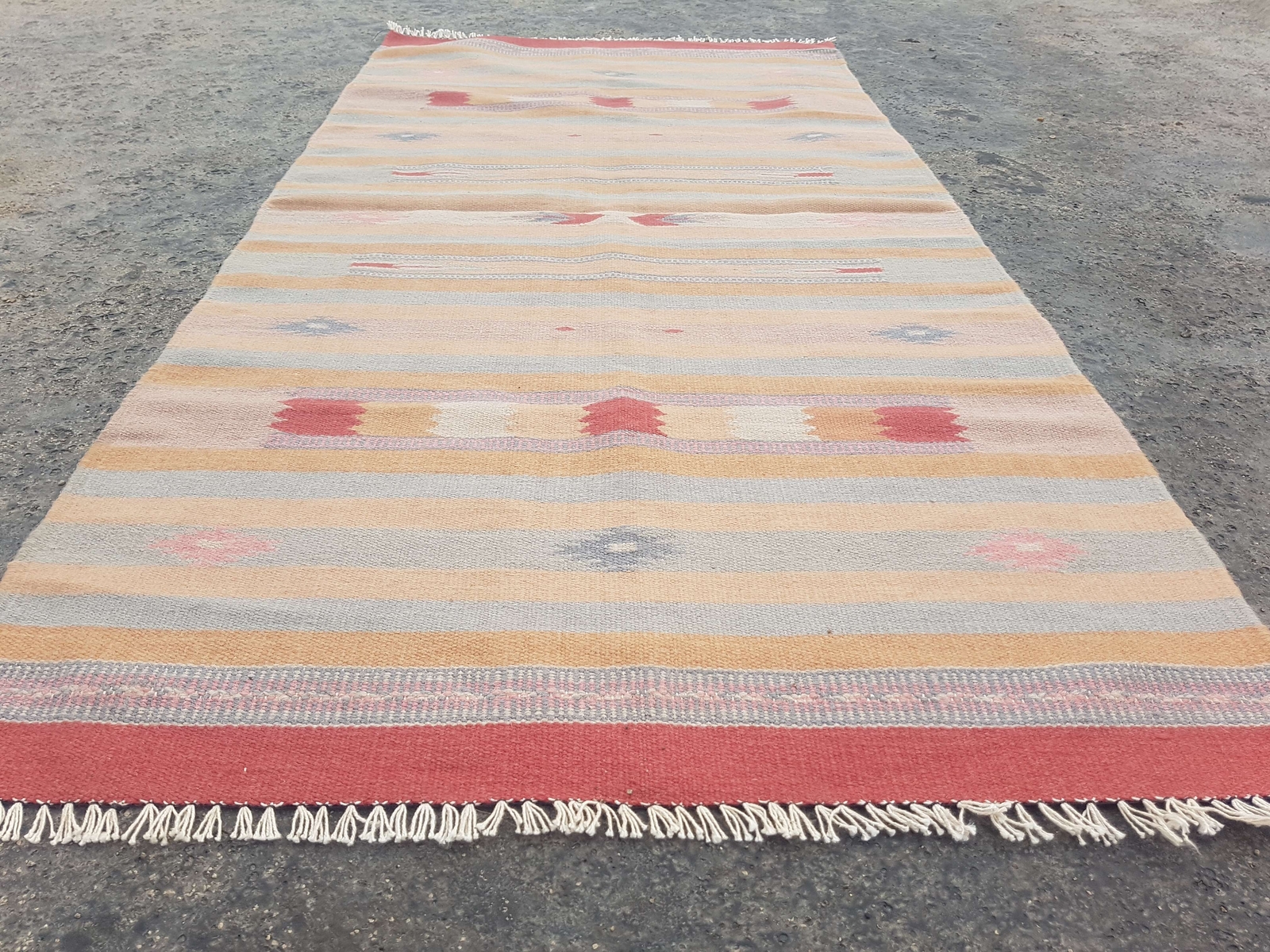 Vintage Handmade Traditional Geometric Beige Kilim Floor Rug Carpet 132x66cm gallery