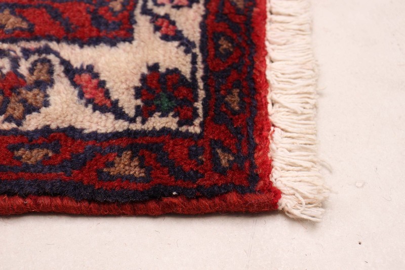Vintage 3'6" x 6'8" Traditional Hand Knotted Vegetable Dye Wool Area Rug gallery