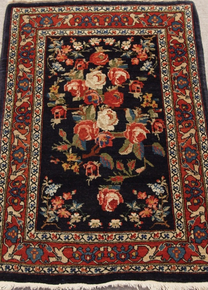 Saroukk Hand Knotted Wool Rug - Antique 1920s - Rose Bouquet - (2' x 3')