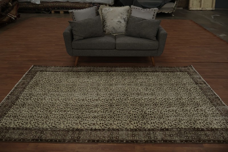 Vintage-Inspired Distressed Vintage Turkish Rug 6x9 Hand-knotted Wool Anatolian gallery