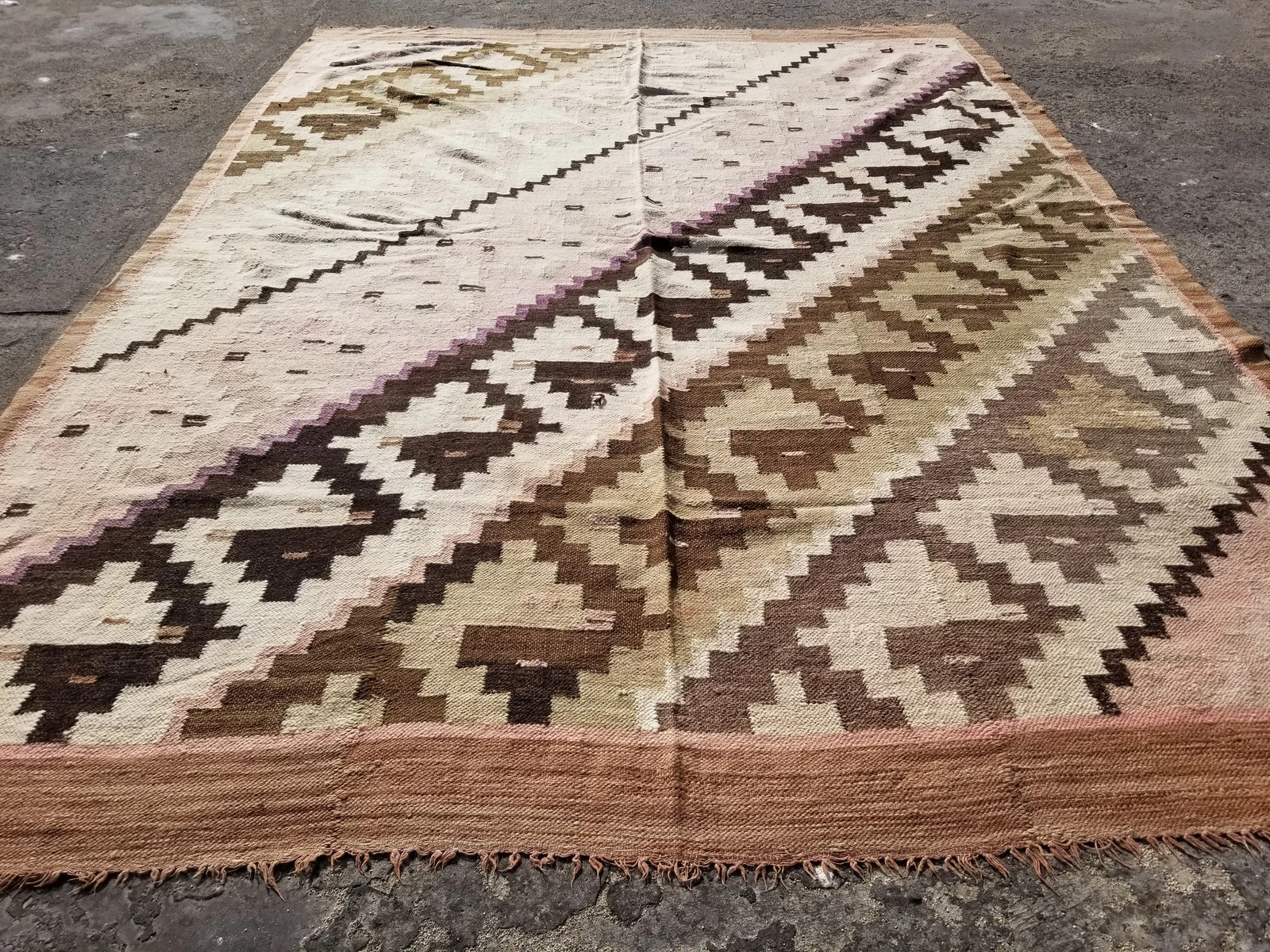 Vintage Peruvian Traditional Handmade Wool Multicolor Kilim 195x143cm gallery