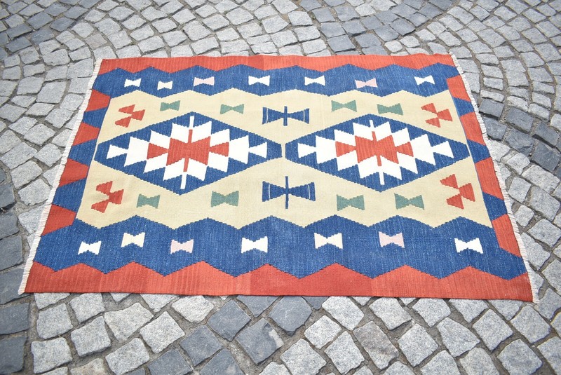 Turkish Kilim Rug 3'9 x 5'4 ft. Vintage Hand Woven Oushak Kilim Wool Kilim Rug gallery