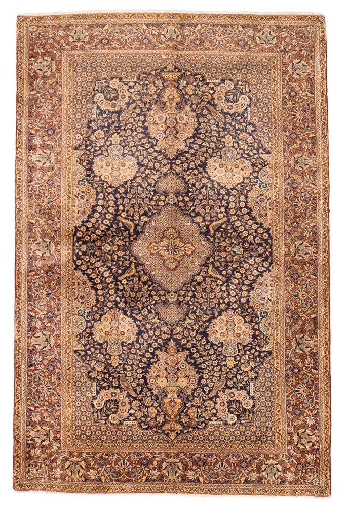 Vintage 4'5" x 6'11" Traditional Hand Knotted Vegetable Dye Wool Area Rug