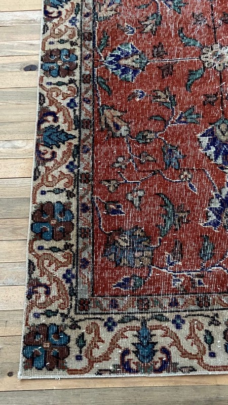 Vintage Handwoven Wool Rug 104x190 cm (3.4x6.2 ft) – Rust Red Oriental Carpet gallery